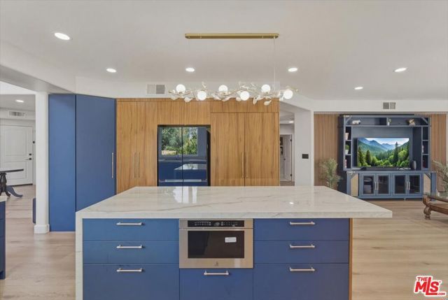 3891 Marks Road, Agoura Hills, CA 91301