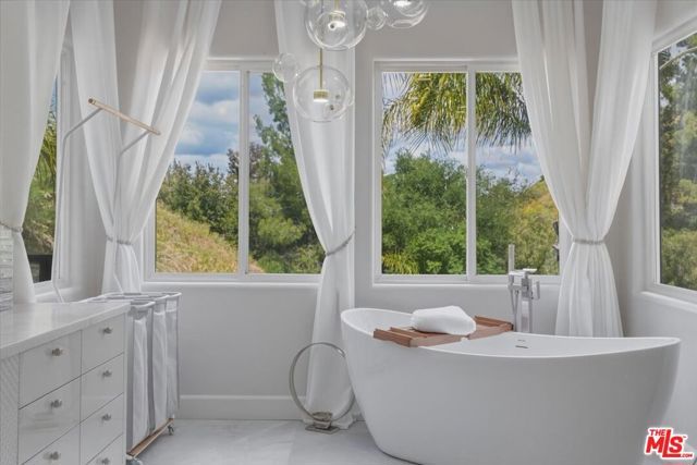 3891 Marks Road, Agoura Hills, CA 91301