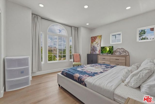 3891 Marks Road, Agoura Hills, CA 91301