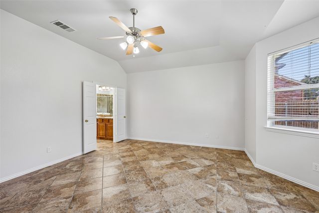 844 Sequoia Way, Saginaw, TX 76131