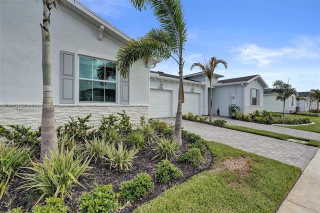 3766 Harborside Ave, Fort Pierce, FL 34946