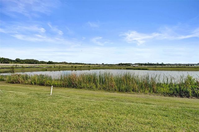 3766 Harborside Ave, Fort Pierce, FL 34946