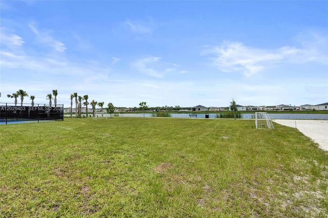 3766 Harborside Ave, Fort Pierce, FL 34946