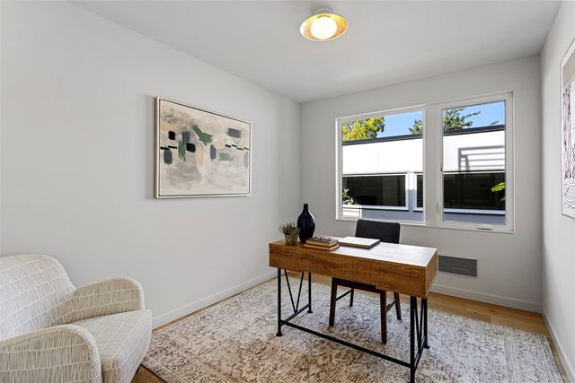 8039 Wallingford Avenue N, Seattle, WA 98103