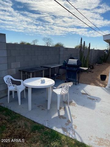 2684 W BROADWAY Avenue, Apache Junction, AZ 85120