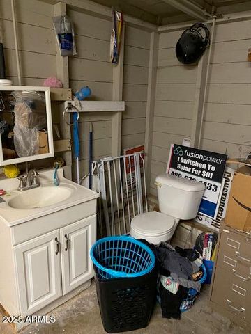 2684 W BROADWAY Avenue, Apache Junction, AZ 85120