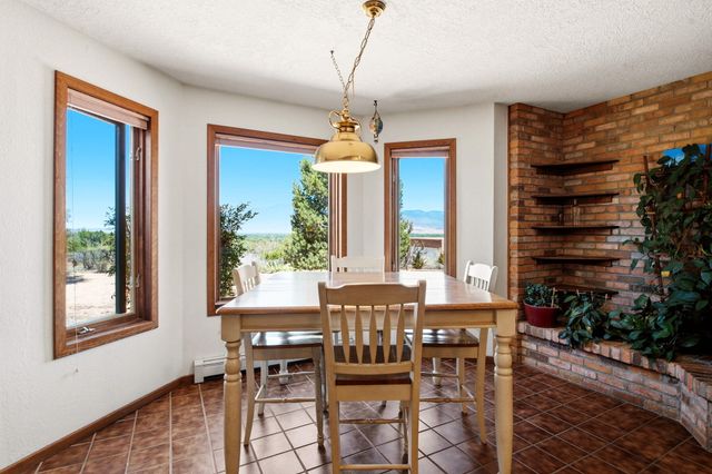 489 El Rey Drive, Corrales, NM 87048