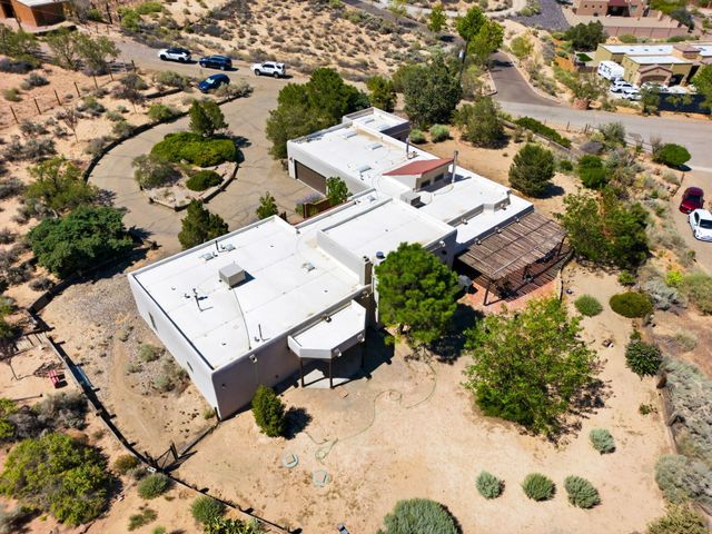 489 El Rey Drive, Corrales, NM 87048