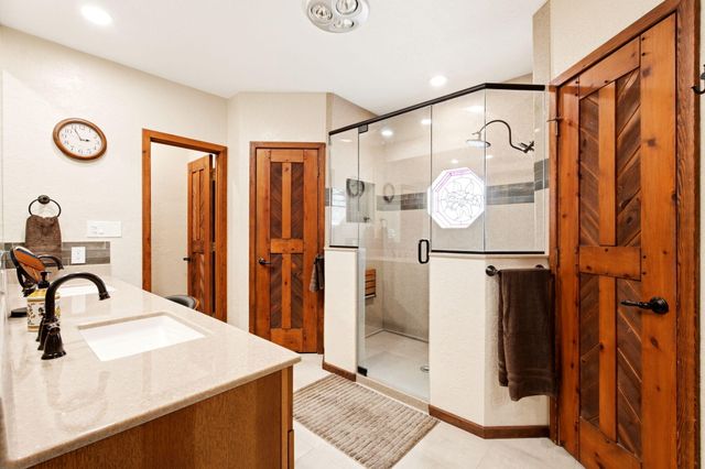 489 El Rey Drive, Corrales, NM 87048