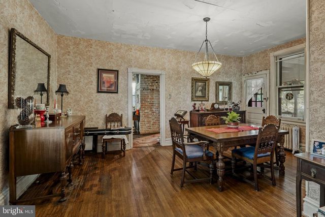 781 NEWPORT AVE, Gap, PA 17527