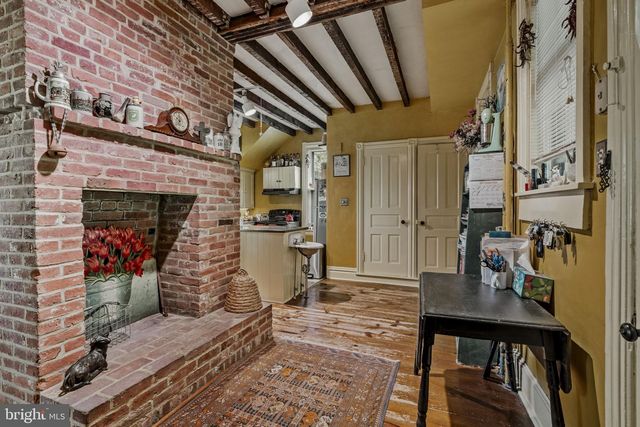 781 NEWPORT AVE, Gap, PA 17527