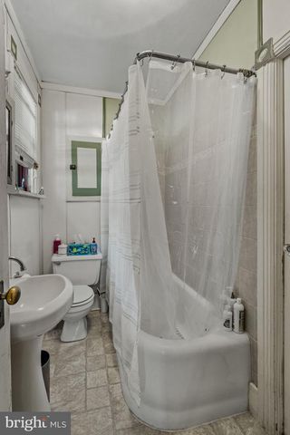 781 NEWPORT AVE, Gap, PA 17527