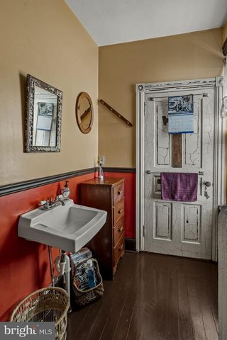 781 NEWPORT AVE, Gap, PA 17527