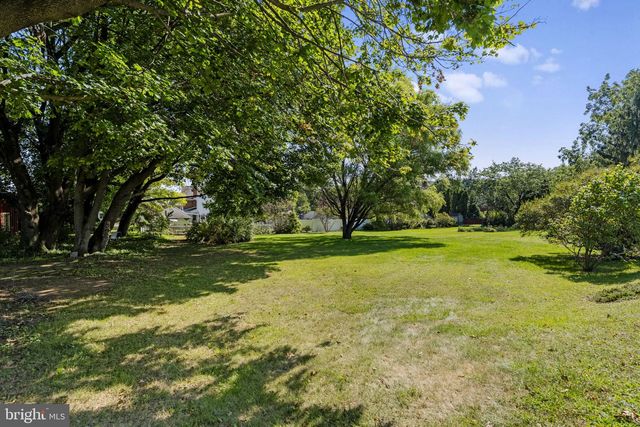 781 NEWPORT AVE, Gap, PA 17527