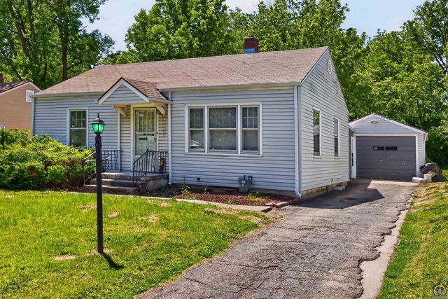 2325 SW Harrison ST, Topeka, KS 66611