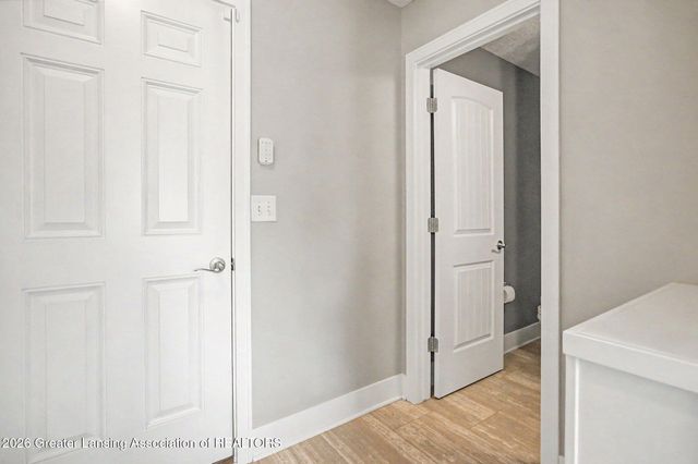 3861 Carnaby Drive, Lansing, MI 48906