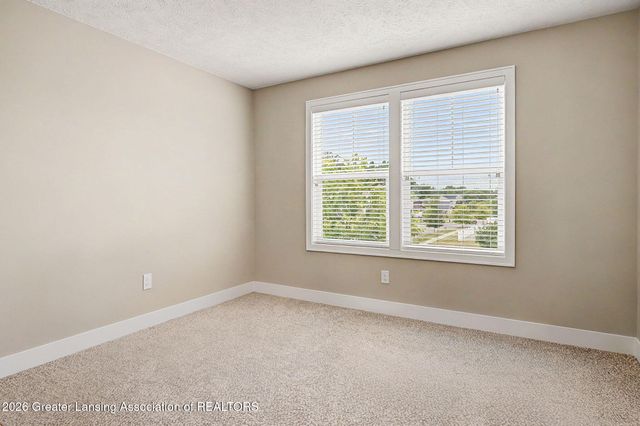 3861 Carnaby Drive, Lansing, MI 48906
