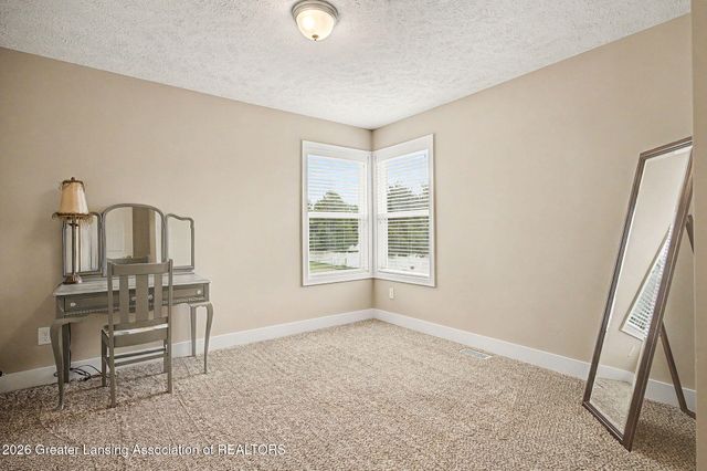 3861 Carnaby Drive, Lansing, MI 48906