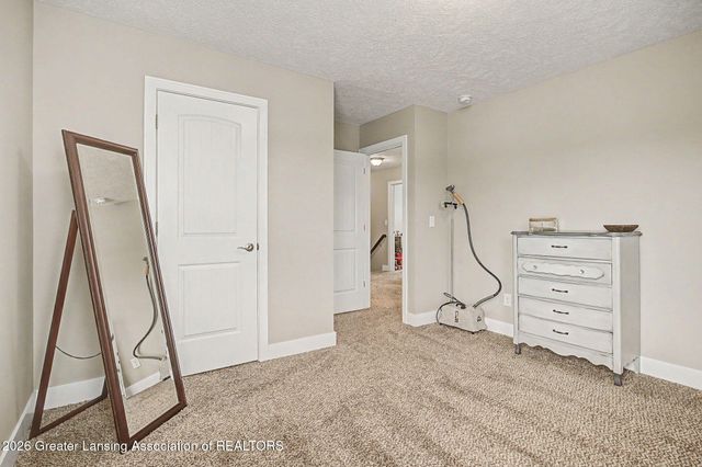 3861 Carnaby Drive, Lansing, MI 48906