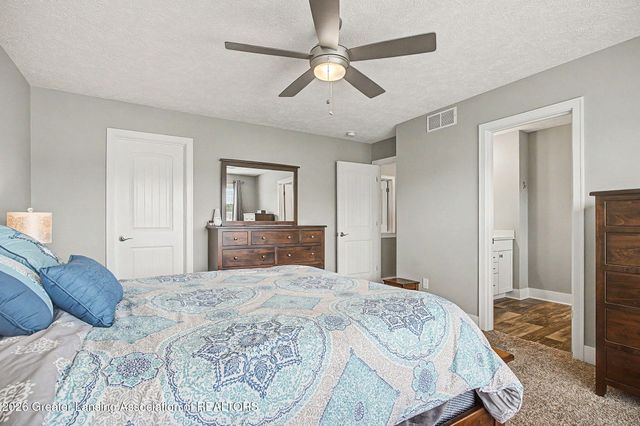 3861 Carnaby Drive, Lansing, MI 48906