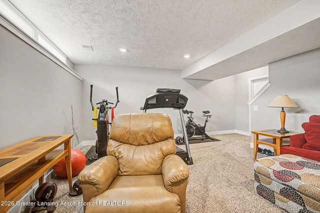 3861 Carnaby Drive, Lansing, MI 48906