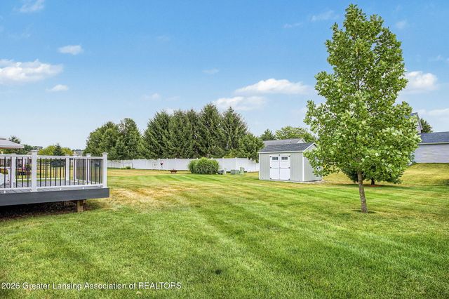 3861 Carnaby Drive, Lansing, MI 48906