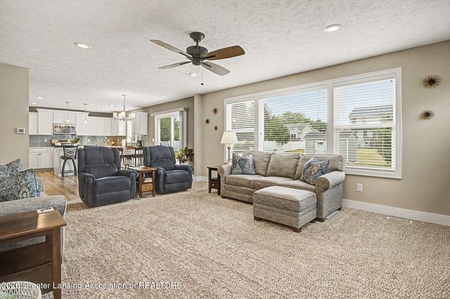 3861 Carnaby Drive, Lansing, MI 48906