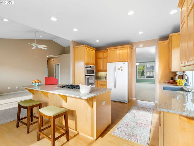 3956 Se 30TH St, Gresham, OR 97080