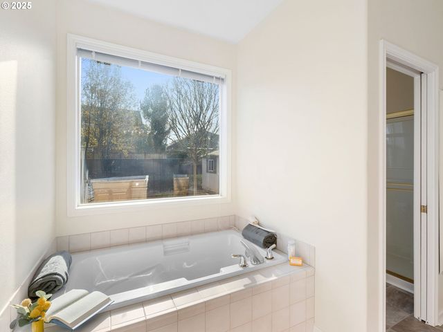 3956 Se 30TH St, Gresham, OR 97080