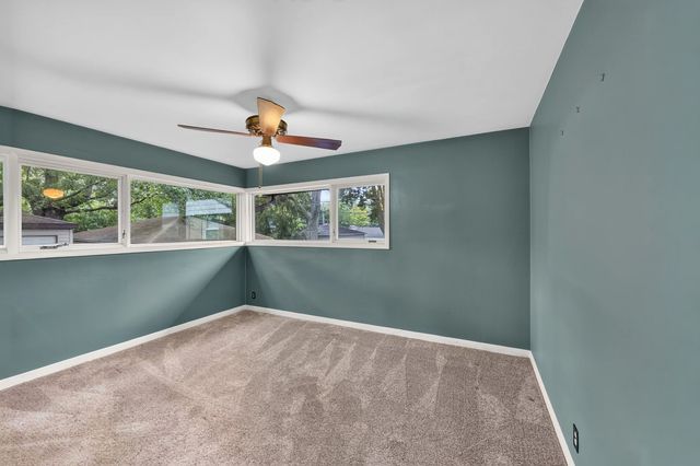 18516 Riegel Road, Homewood, IL 60430