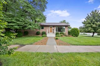 18516 Riegel Road, Homewood, IL 60430