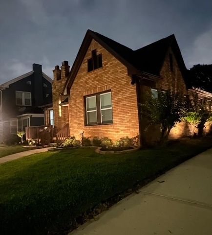 3121 Southmore Boulevard, Houston, TX 77004