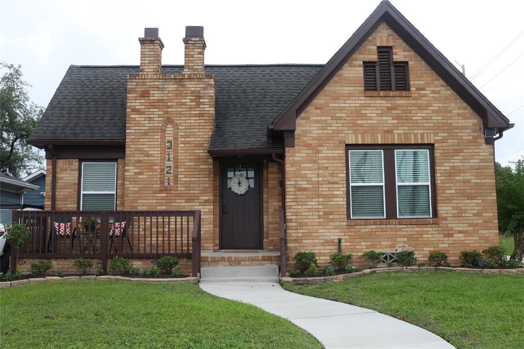 3121 Southmore Boulevard, Houston, TX 77004