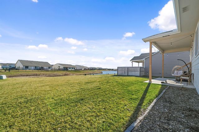 5432 N Saint Paul Ct, Wichita, KS 67204