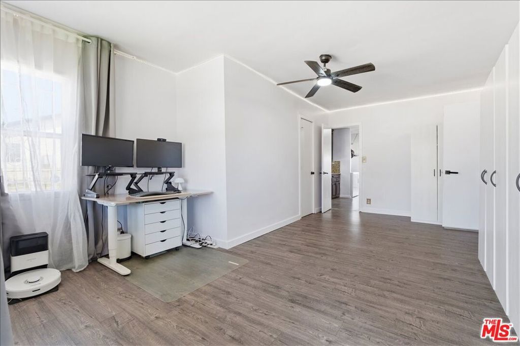 1232 W 74th Street, Los Angeles, CA 90044 — photo 3
