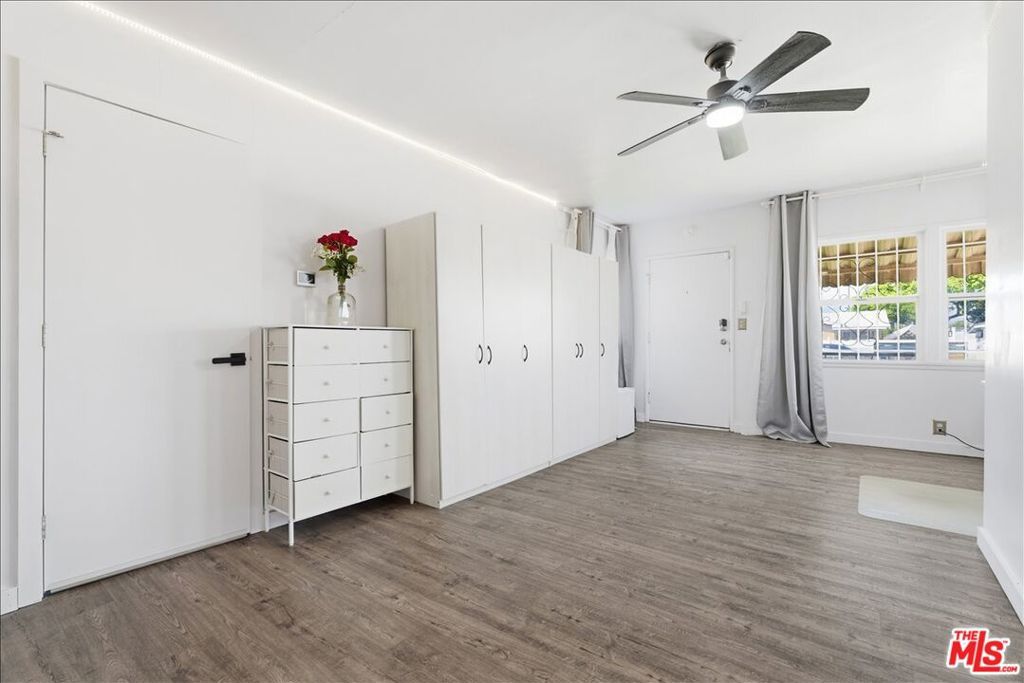 1232 W 74th Street, Los Angeles, CA 90044 — photo 4