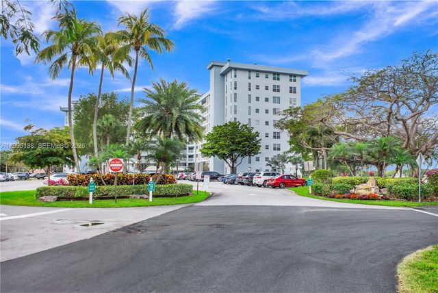 3010 N Course Drive 104, Pompano Beach, FL 33069
