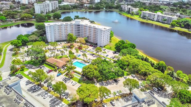 3010 N Course Drive 104, Pompano Beach, FL 33069