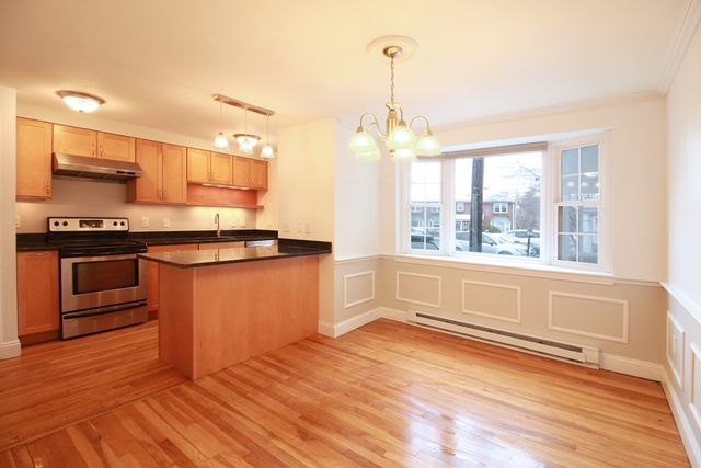 60 Lake St D, Winchester, MA 01890