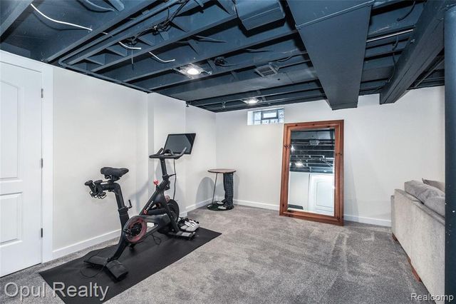 1821 N Lafayette Avenue, Royal Oak, MI 48073