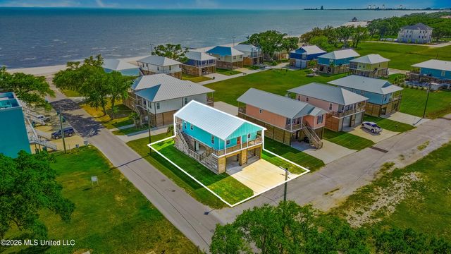 103 17th Street, Gulfport, MS 39507