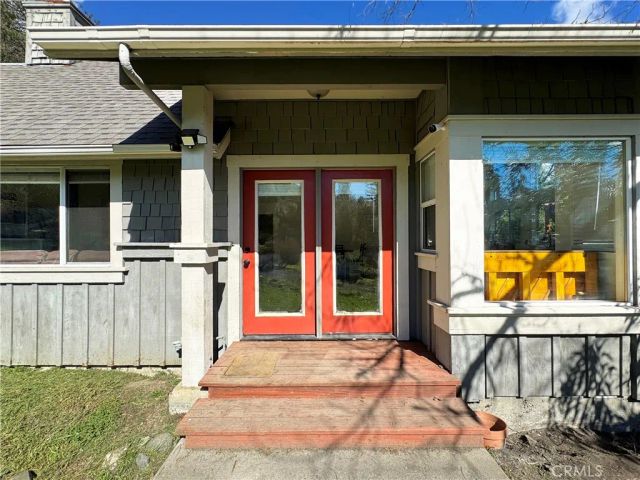 14605 Tomki Rd, Redwood Valley, CA 95470