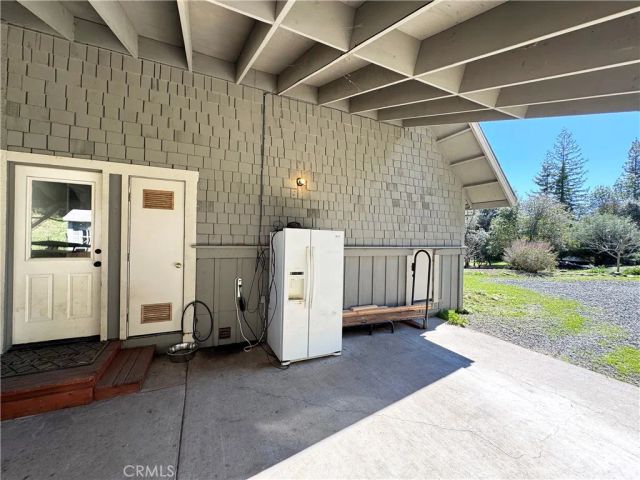 14605 Tomki Rd, Redwood Valley, CA 95470