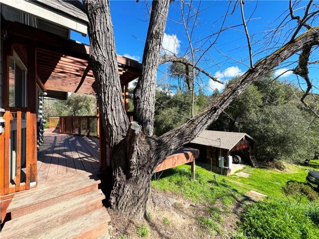 14605 Tomki Rd, Redwood Valley, CA 95470