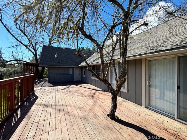 14605 Tomki Rd, Redwood Valley, CA 95470