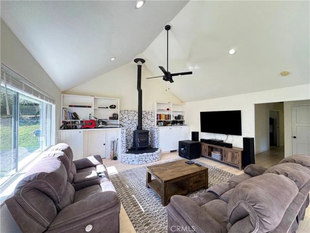 14605 Tomki Rd, Redwood Valley, CA 95470