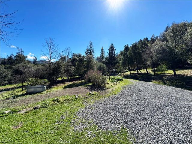 14605 Tomki Rd, Redwood Valley, CA 95470