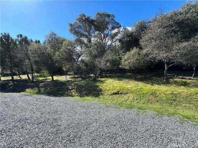 14605 Tomki Rd, Redwood Valley, CA 95470
