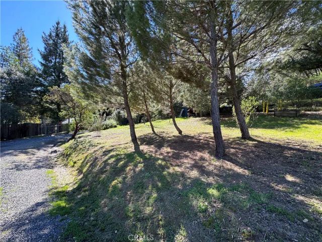 14605 Tomki Rd, Redwood Valley, CA 95470