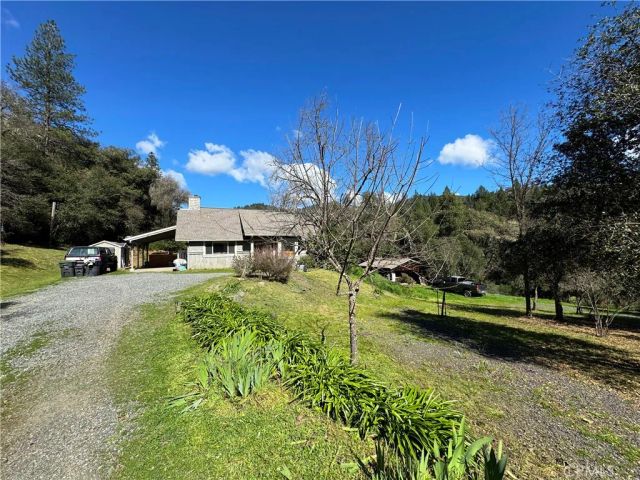 14605 Tomki Rd, Redwood Valley, CA 95470